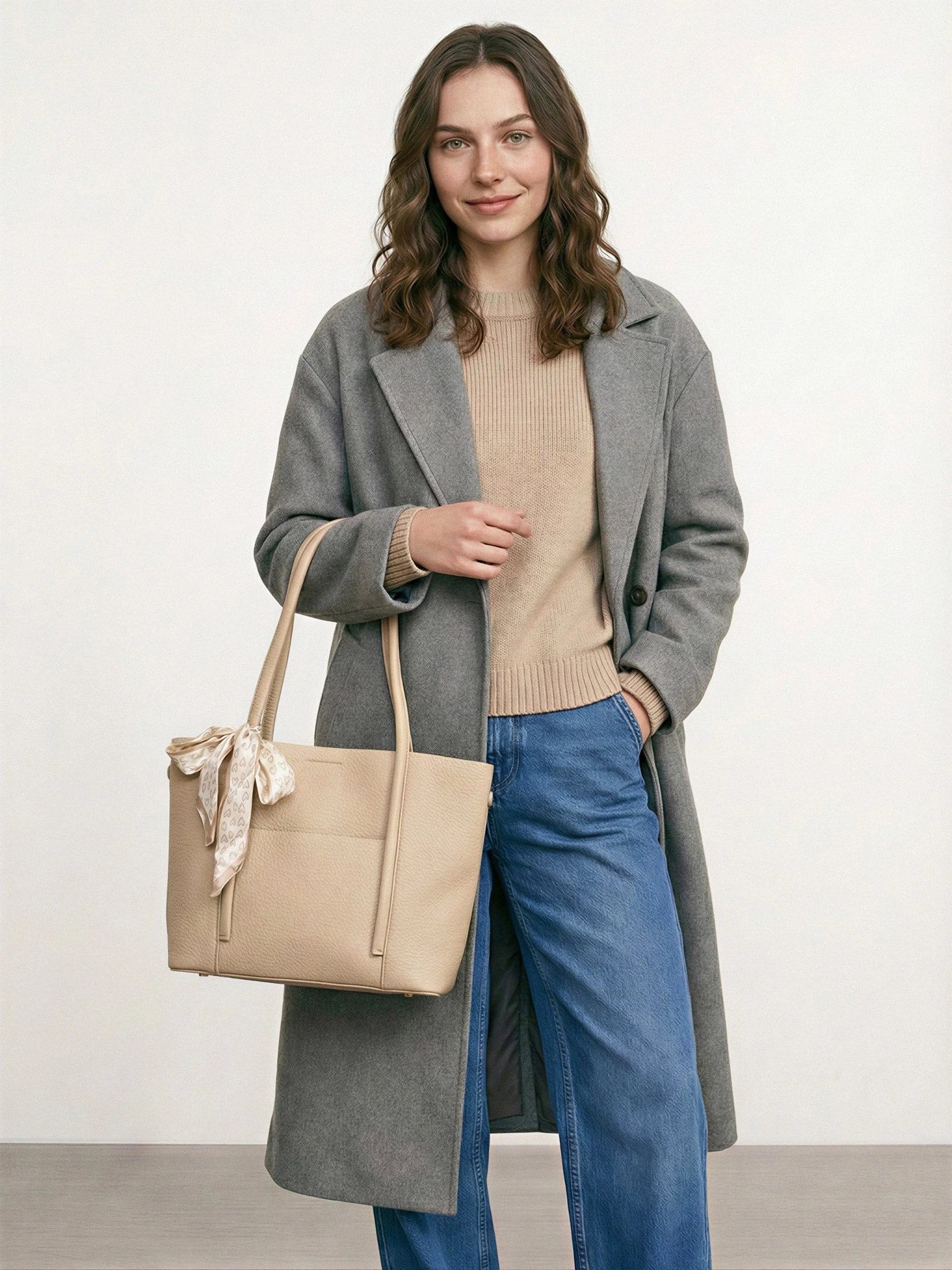 Сумка-тоут с декоративным платком в ассортименте